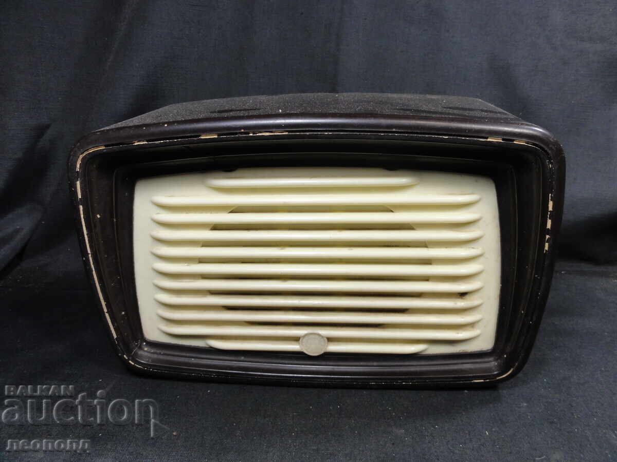Old Retro Social Republic of Bulgaria Bakelite Radio ELPROM