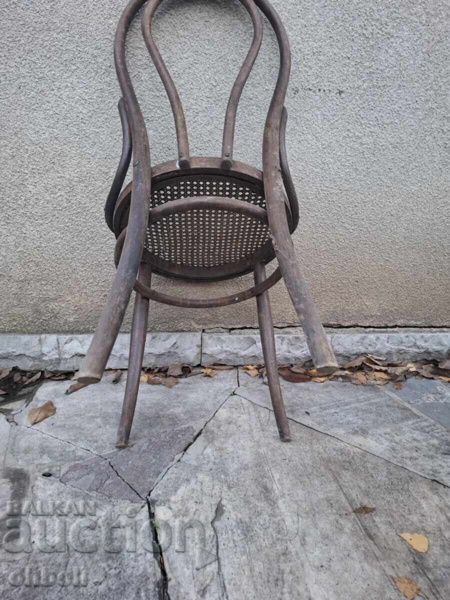 Auction  Dining chair - Thonet