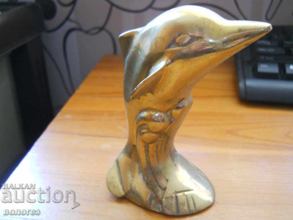 Χάλκινο αγαλματίδιο - δελφίνι με τιμή 15.00 BGN | € 7.67 Χάλκινο αγαλματίδιο - δελφίνι με τιμή 15.00 BGN | € 7.67