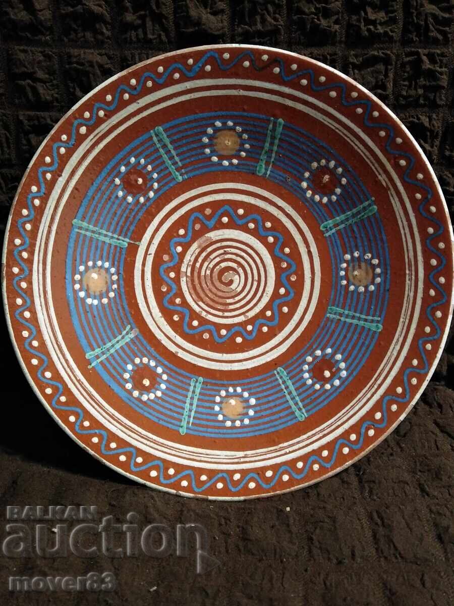 Κεραμικό πιάτο