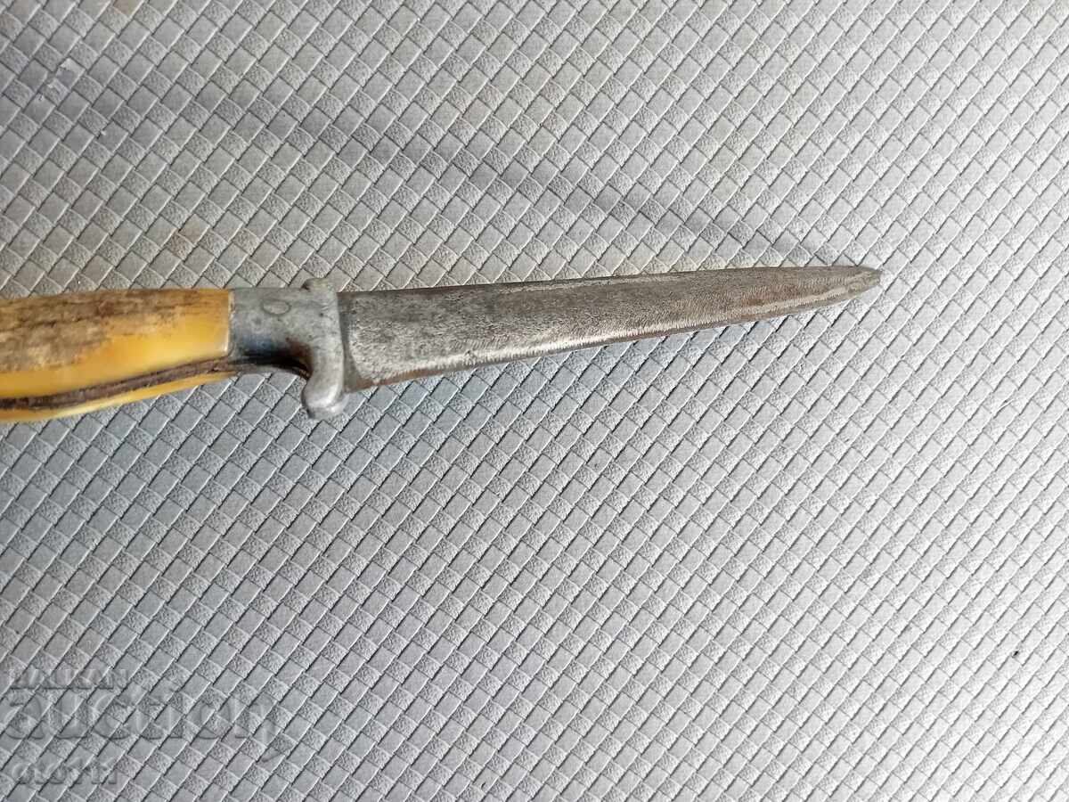 ΠΑΛΙΟ ΜΑΧΑΙΡΙ ΚΕΦΑΛΗ ΣΚΥΛΟΥ - ΚΕΡΑΤΟ - 5 ΠΑΛΙΟ ΜΑΧΑΙΡΙ ΚΕΦΑΛΗ ΣΚΥΛΟΥ - ΚΕΡΑΤΟ - 5