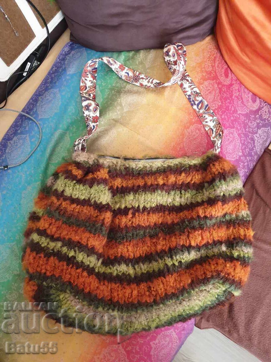 Livrarea GENȚI 4 BUC, Livrarea GENȚI 4 BUC,