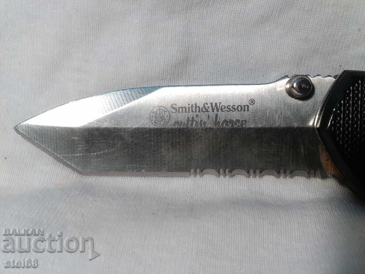 POCKET KNIFE - Smith & Wesson 0.01BZC with price 11.00 BGN | € 5.62 POCKET KNIFE - Smith & Wesson 0.01BZC with price 11.00 BGN | € 5.62