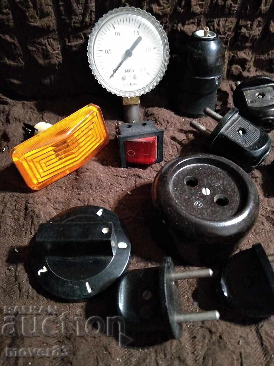 Auction Old parts/various. Lot Auction Old parts/various. Lot