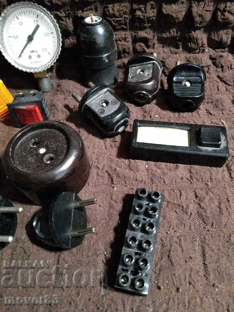 Delivery of Old parts/various. Lot Delivery of Old parts/various. Lot