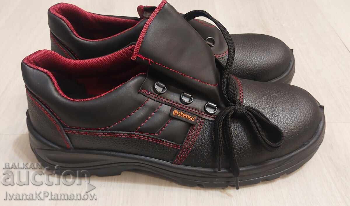 Men's shoes new size 45