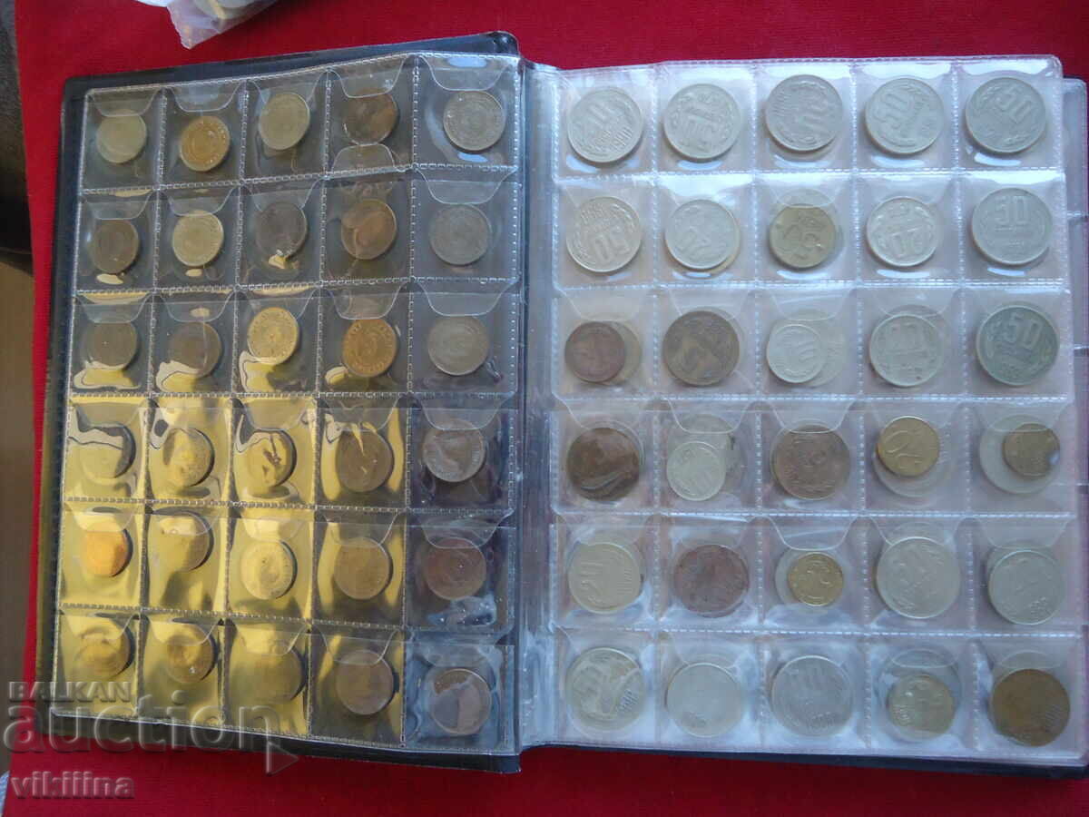 Social coins 240 pieces with album with price 24.00 BGN | € 12.27 Social coins 240 pieces with album with price 24.00 BGN | € 12.27