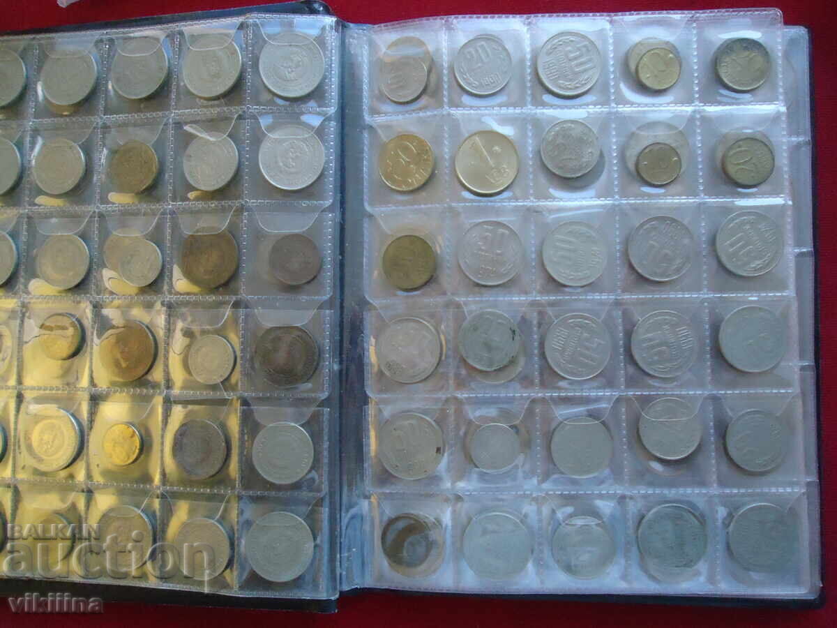 Auction Social coins 240 pieces with album Auction Social coins 240 pieces with album