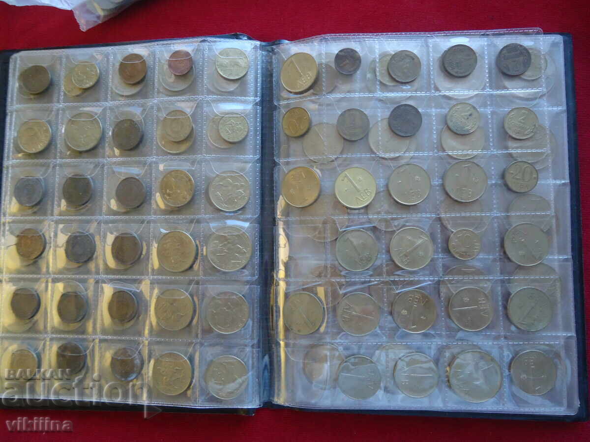 Social coins 240 pieces with album - 5 Social coins 240 pieces with album - 5