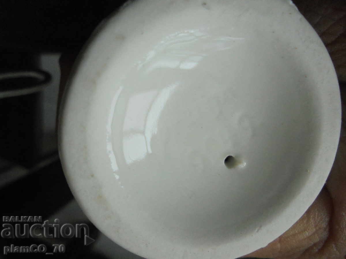 №*8387 Παλιό πορσελάνινο ειδώλιο – Αγόρι με παγοπέδιλα - 5 №*8387 Παλιό πορσελάνινο ειδώλιο – Αγόρι με παγοπέδιλα - 5