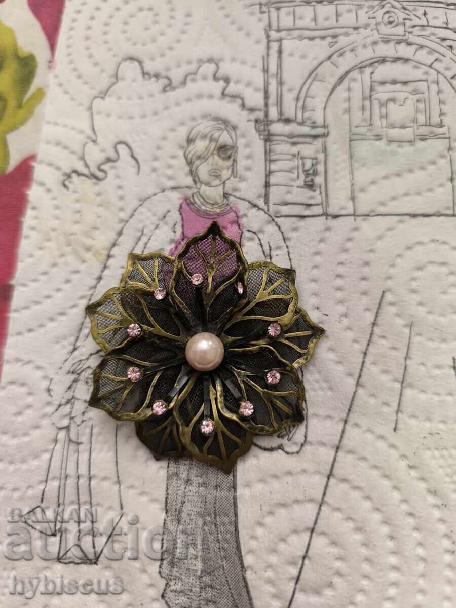 Broșă de import, Europa de Vest, nouă, filigran Broșă de import, Europa de Vest, nouă, filigran