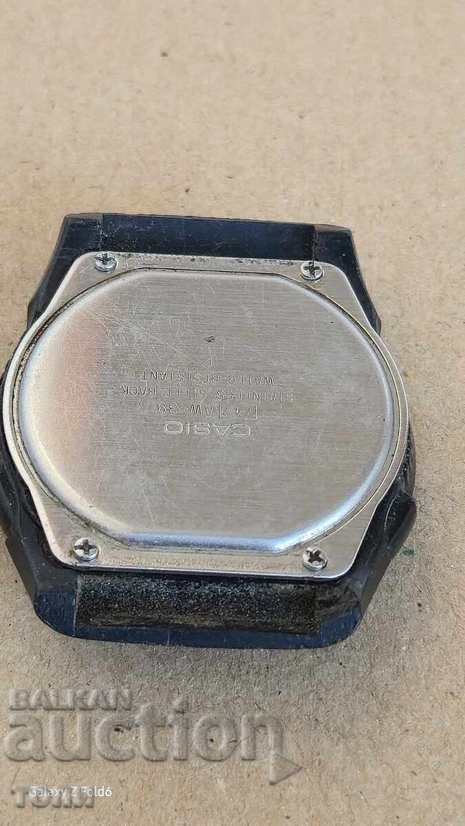 Livrarea CASIO LED QUARTZ JAPAN RAR NU ȘTIU DACĂ FUNCȚIONEAZĂ FĂRĂ PREȚ !!!!