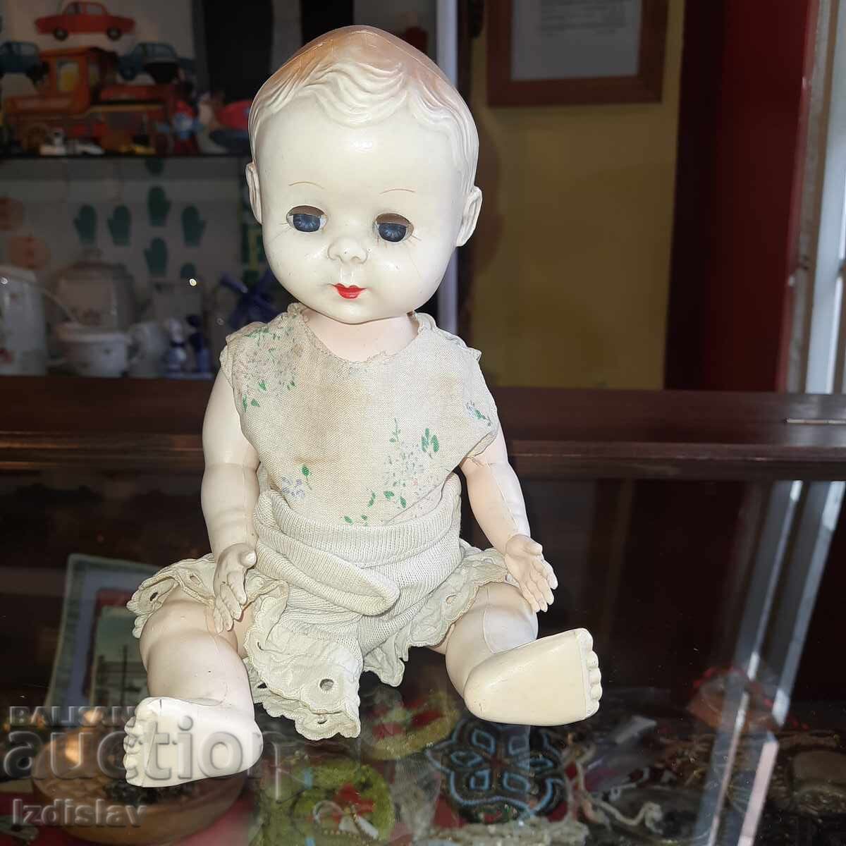 Licitație Păpușă de colecție Licitație Păpușă de colecție