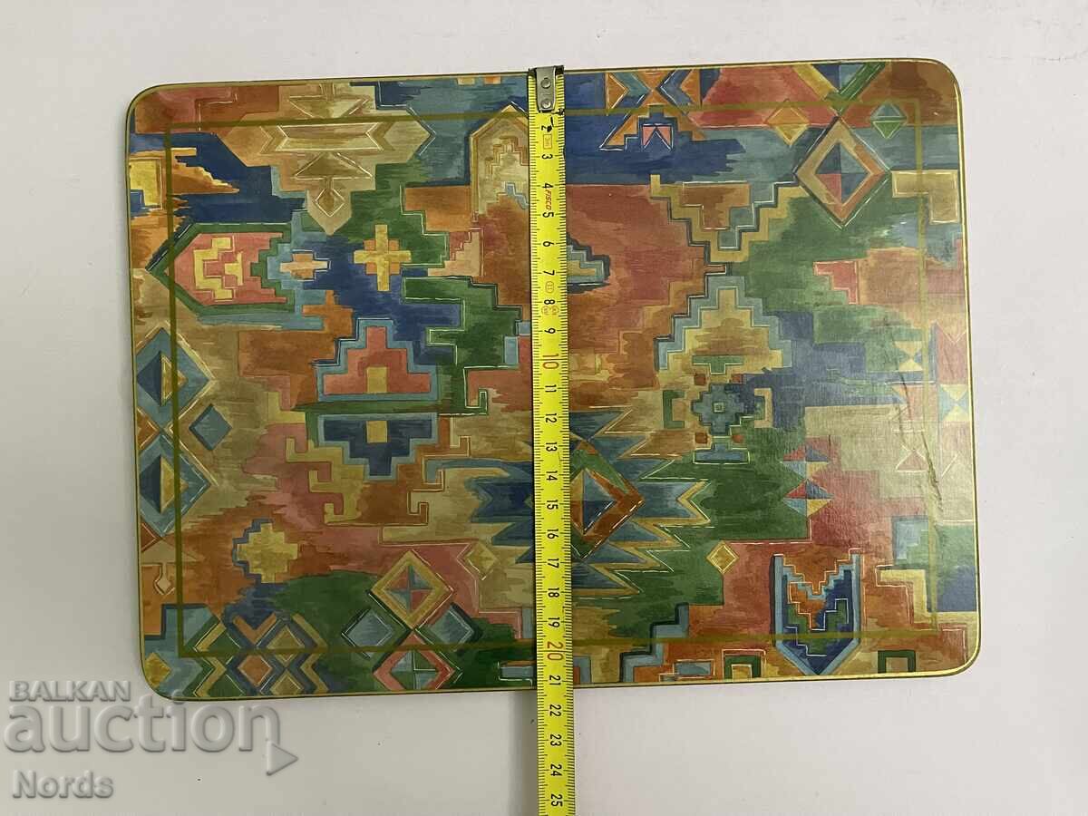 Δημοπρασία Επιτραπέζια σουπλά Δημοπρασία Επιτραπέζια σουπλά