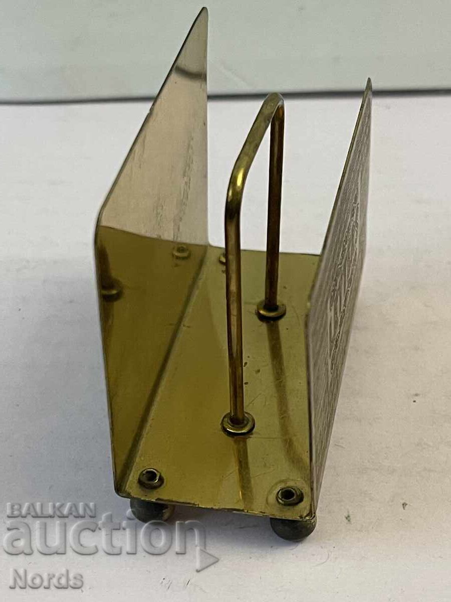 Μεταλλική βάση για γράμματα με τιμή 5.27 BGN | € 2.69 Μεταλλική βάση για γράμματα με τιμή 5.27 BGN | € 2.69