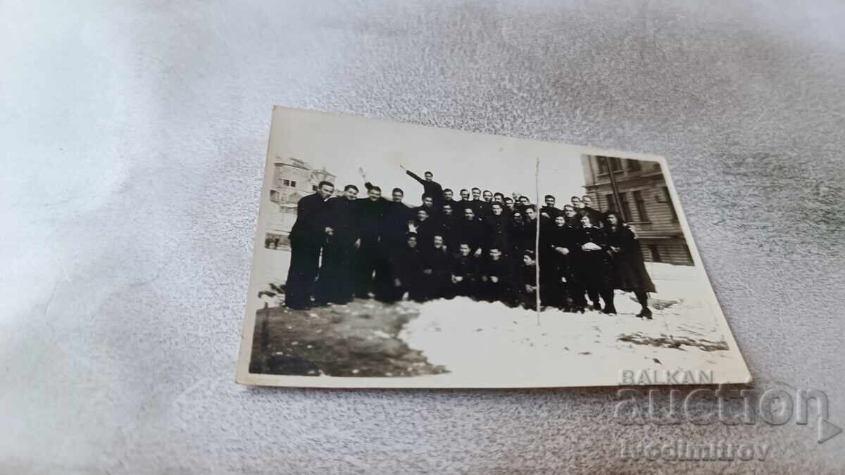 Φωτογραφία Βάρνα Μαθητές στην αυλή του σχολείου 1932 Φωτογραφία Βάρνα Μαθητές στην αυλή του σχολείου 1932