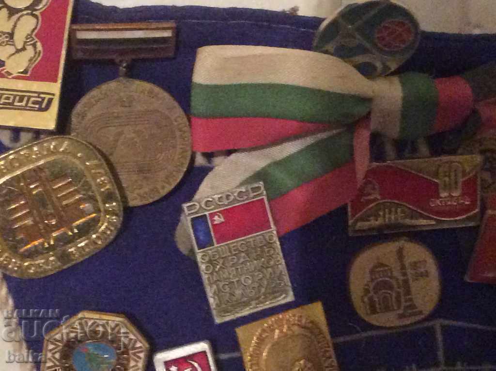 RARE BADGES-38pcs in/out flag!!! with price 33.00 BGN | € 16.87