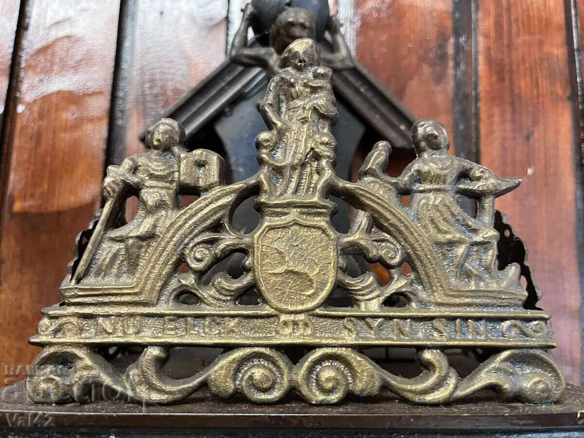 Delivery of Antique wall clock with ornaments and gong - working