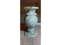 Onyx vase for connoisseurs