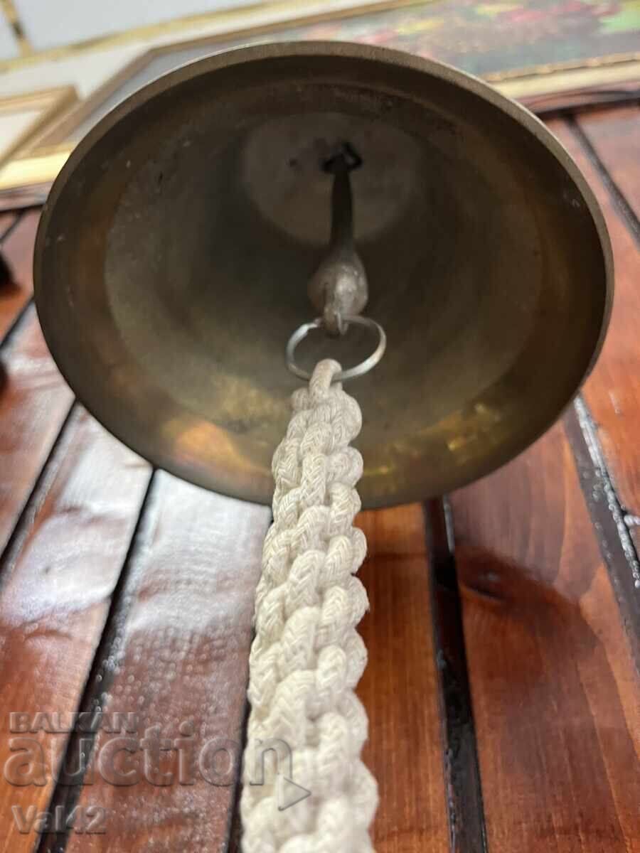 Μεσινέζια καμπάνα πλοίου με βάση άγκυρας με τιμή 174.11 BGN | € 89.02 Μεσινέζια καμπάνα πλοίου με βάση άγκυρας με τιμή 174.11 BGN | € 89.02