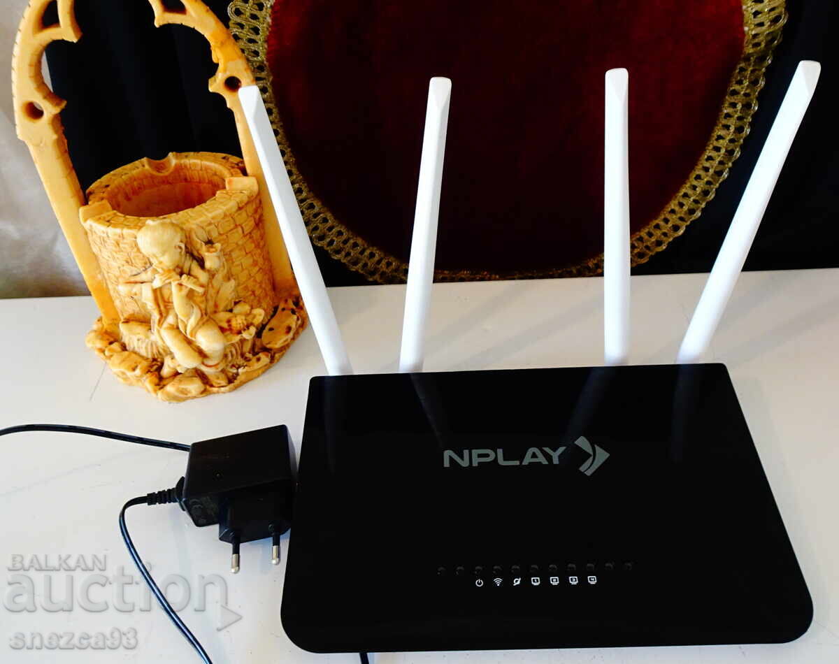 Δρομολογητής NPLAY-NR100, φορτιστής