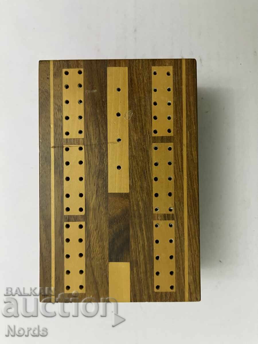 Παράδοση Κάρτες ΚΡΙΜΠΙΤΖ σε ξύλινο κουτί Παράδοση Κάρτες ΚΡΙΜΠΙΤΖ σε ξύλινο κουτί