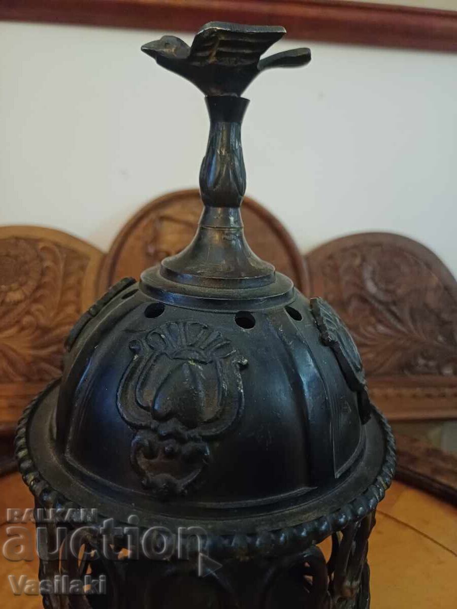 Auction  Candle, priest