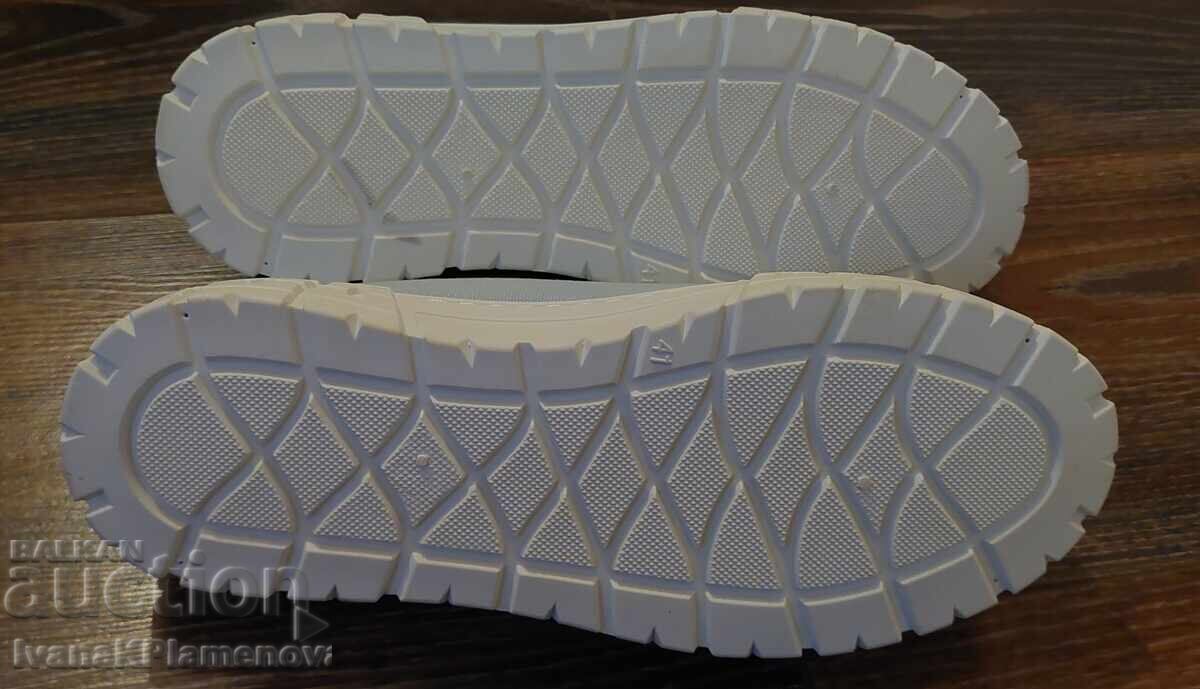 Pantofi damă noi GUESS numărul 41 - 7