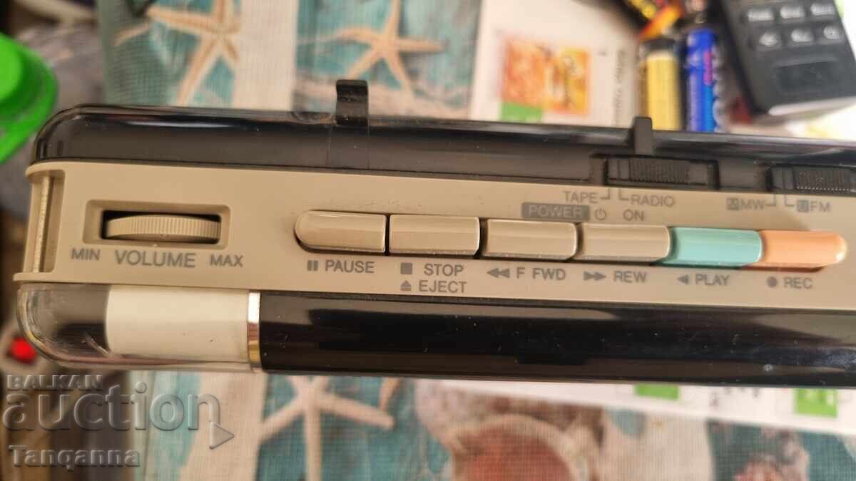 Sharp Radio with price 30.00 BGN | € 15.34