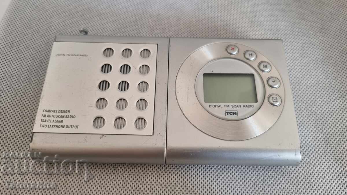 Clock radio