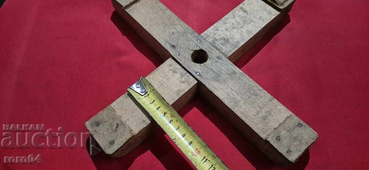 MOLID - CRUCIOR DIN LEMN - SUPORT - MASIV - 6