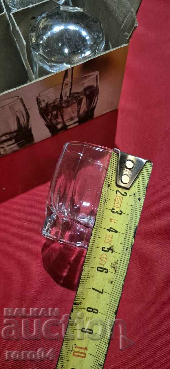 Аукцион ЧАШИ ЗА РАКИЯ - НАЗДРАВЕ !