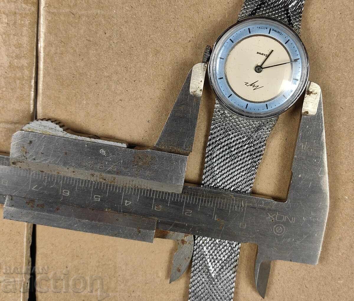 ΠΟΛΥ ΣΠΑΝΙΟ ΛΟΥΤΣ 23 ΠΕΤΡΕΣ ΚΙΤΡΙΝΟ ΡΟΛΟΙ ΕΣΣΔ ΧΕΙΡΟΚΙΝΗΤΟ ΡΟΛΟΙ με τιμή 79.00 BGN | € 40.39