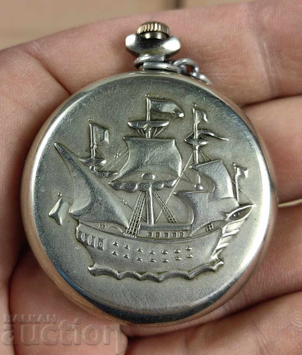 LIGHTNING LIGHTNING SHIP SOC USSR MEN'S POCKET WATCH WORKS - 5 LIGHTNING LIGHTNING SHIP SOC USSR MEN'S POCKET WATCH WORKS - 5