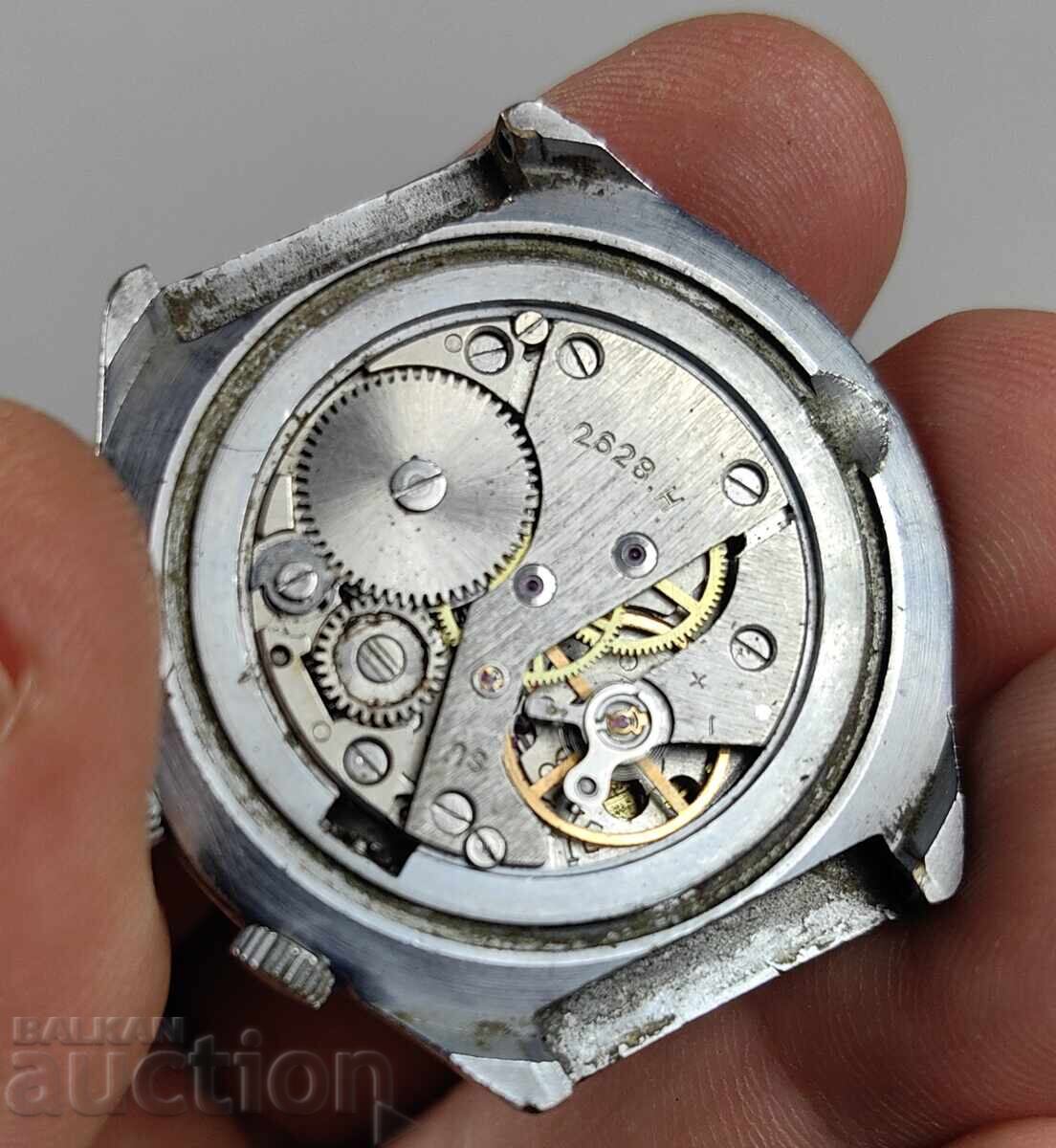 ROCKET CALENDAR NON-WORKING MEN'S WATCH USSR FOR PARTS with price 25.00 BGN | € 12.78 ROCKET CALENDAR NON-WORKING MEN'S WATCH USSR FOR PARTS with price 25.00 BGN | € 12.78