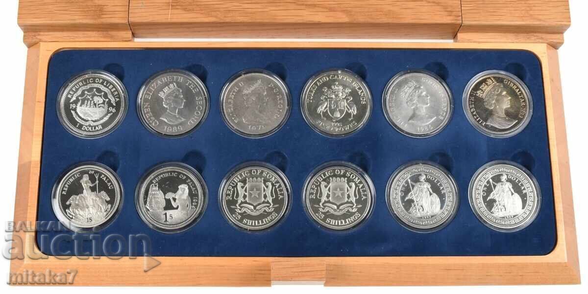 Multe monede, diverse cu preț € 194.00 | 379.43 BGN Multe monede, diverse cu preț € 194.00 | 379.43 BGN