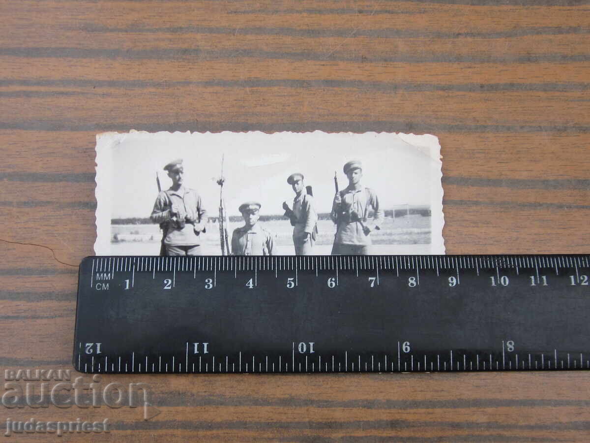 Аукцион ВСВ Царство България военна снимка войници с картечница Аукцион ВСВ Царство България военна снимка войници с картечница