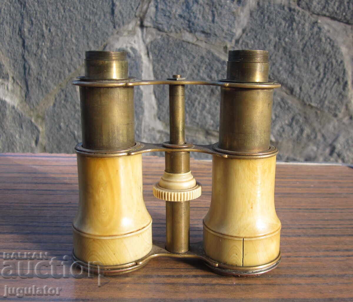 Authentic antique theater binoculars with ivory Authentic antique theater binoculars with ivory
