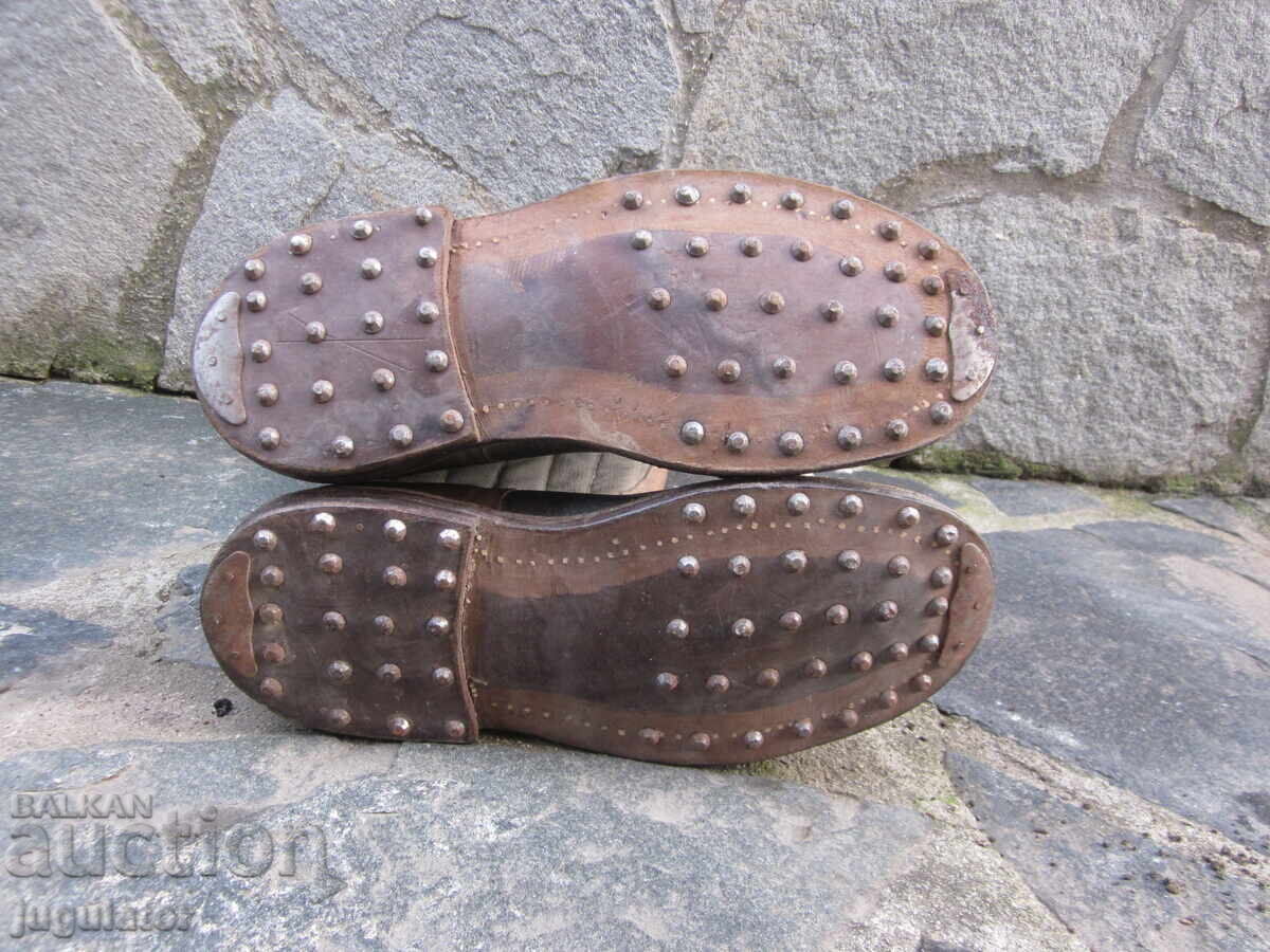 Vechi cizme militare bulgare de santinelă cu ținte - 6