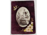 ΠΑΝΩ ΑΠΟ 100-ΕΤΗΣ ΠΑΛΙΑ ΟΙΚΟΓΕΝΕΙΑΚΗ ΦΩΤΟΓΡΑΦΙΑ ΧΑΡΤΟΝΙ ΣΚΕΛΕΤΟΣ ΑΠΟ ΤΗΝ ΠΕΡΙΟΔΟ