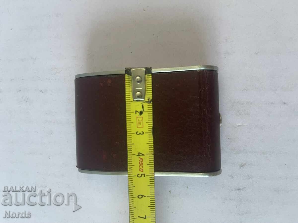 Ένα μεταλλικό ρολόι - 6 Ένα μεταλλικό ρολόι - 6