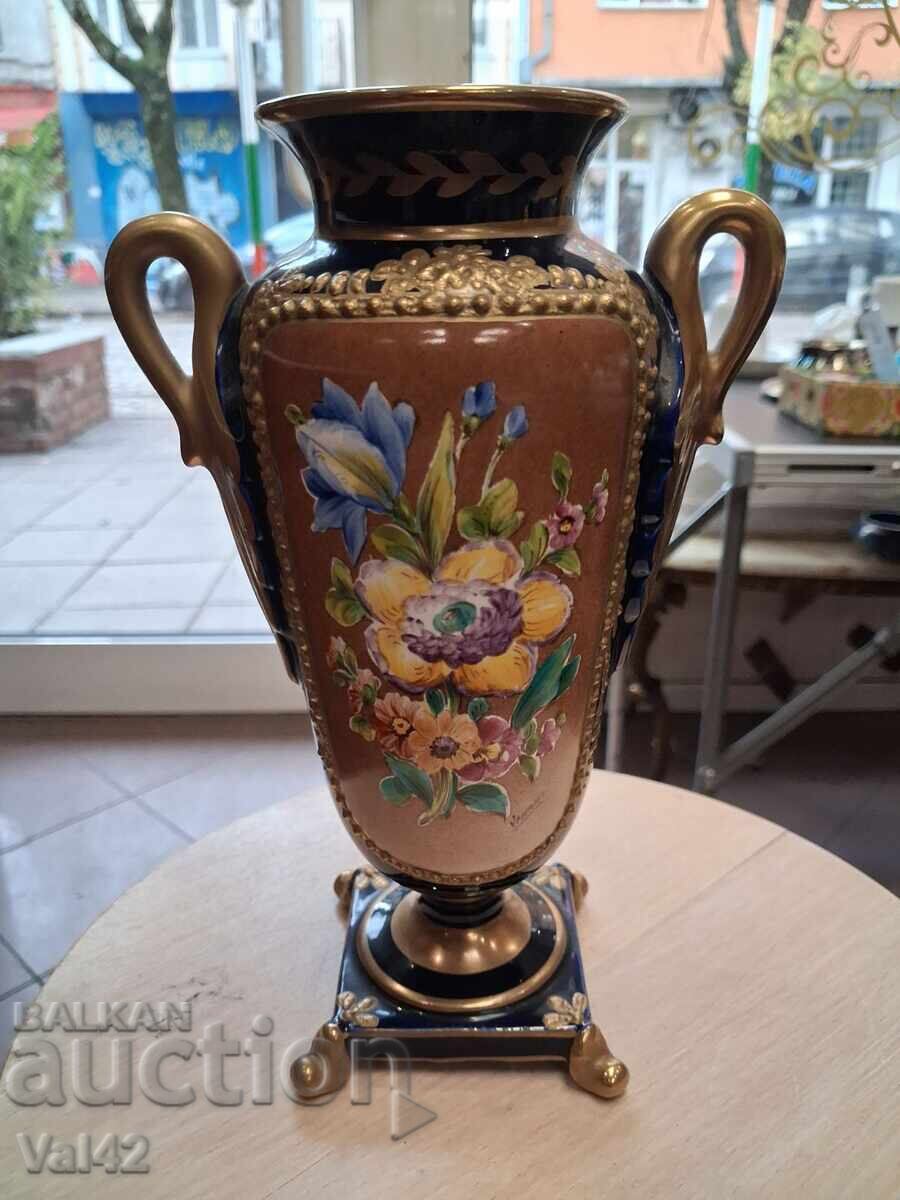 Παράδοση Γαλλικό πορσελάνινο βάζο – χειροποίητο (Peint à la main) Παράδοση Γαλλικό πορσελάνινο βάζο – χειροποίητο (Peint à la main)