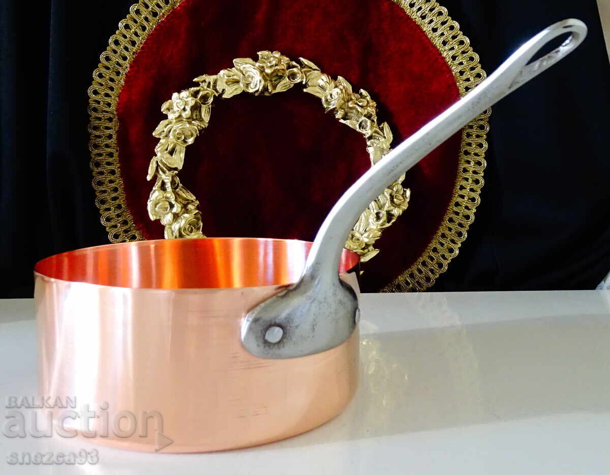 Copper pot 1 l., pure red copper with price 75.00 BGN | € 38.35