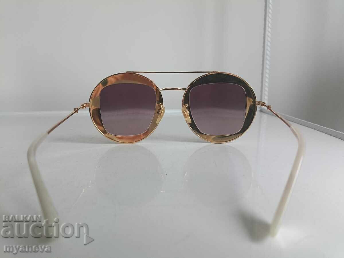 Gucci Sunglasses - 5