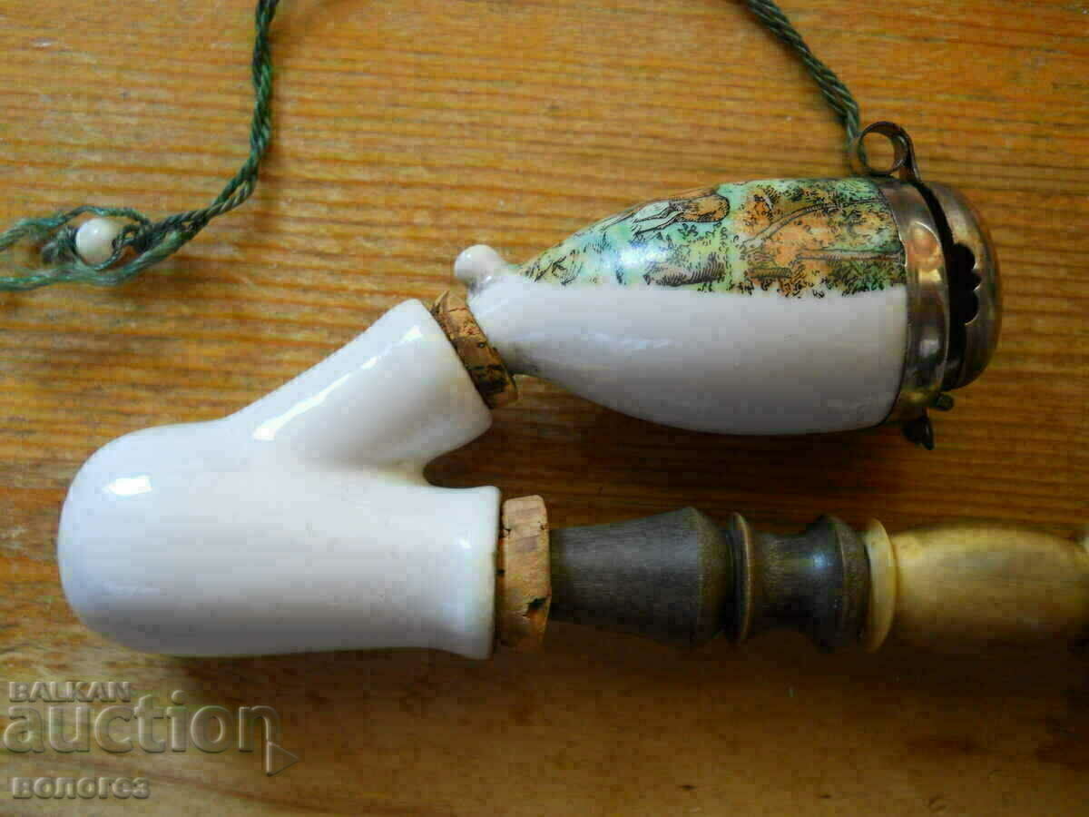 Pipă de porțelan veche cu capac - Germania cu preț 80.00 BGN | € 40.90