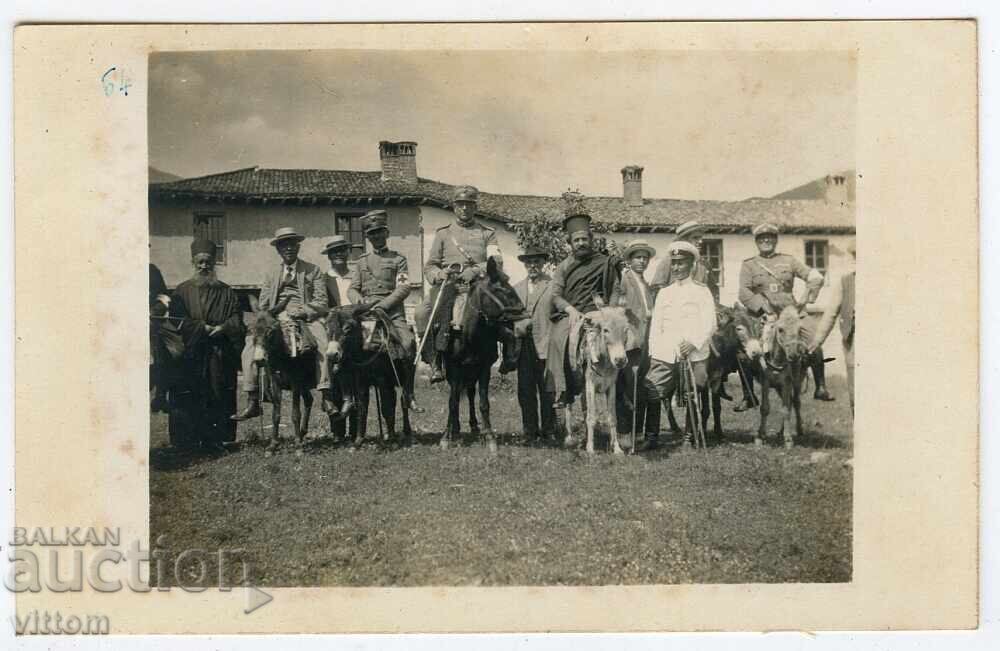 Πλόβντιβ σεισμός 1928 ιερείς στρατιωτικοί ερυθρός σταυρός