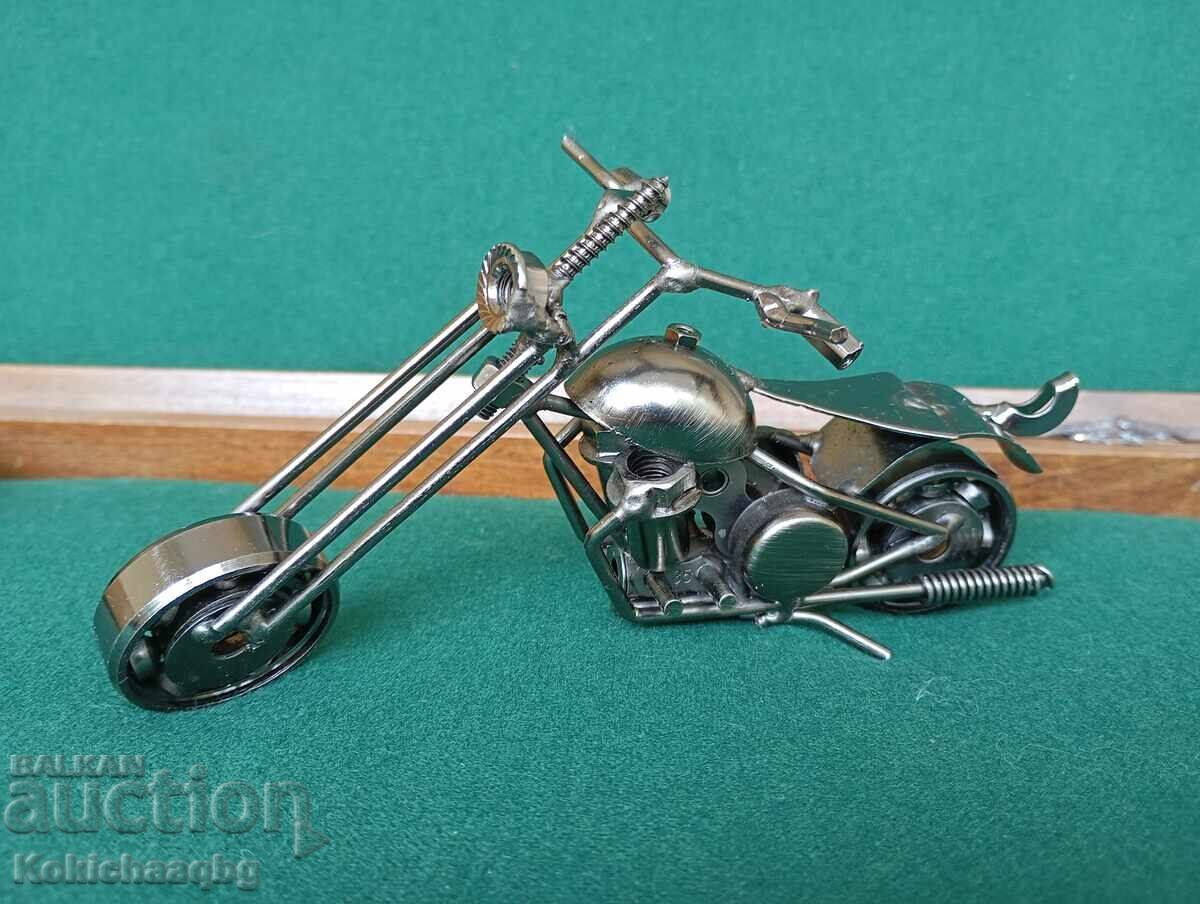 Motocicletă Metalică cu preț 50.00 BGN | € 25.56 Motocicletă Metalică cu preț 50.00 BGN | € 25.56