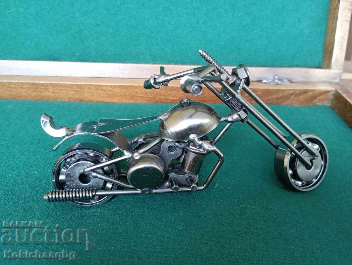 Livrarea Motocicletă Metalică Livrarea Motocicletă Metalică