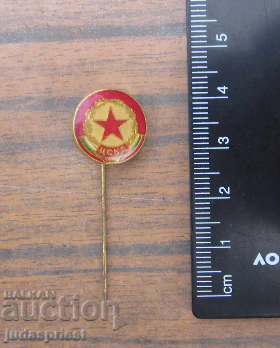 стара футболна значка от соца футболен клуб ЦСКА - 5 стара футболна значка от соца футболен клуб ЦСКА - 5