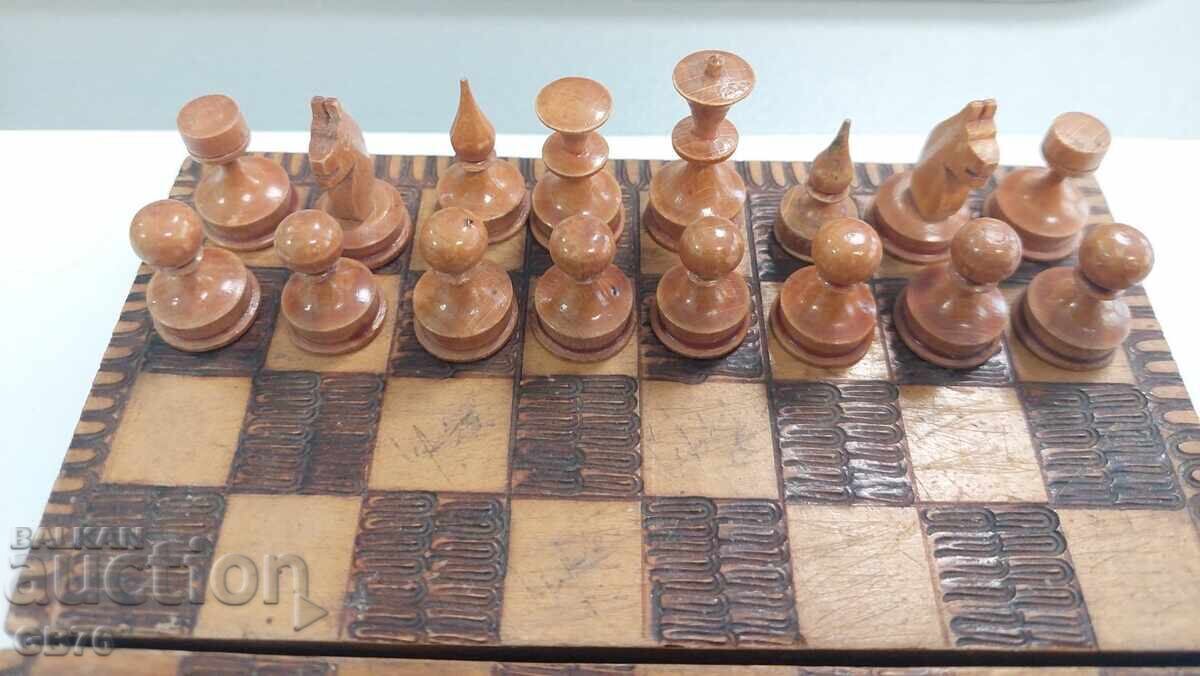 Old wooden chess set - 7